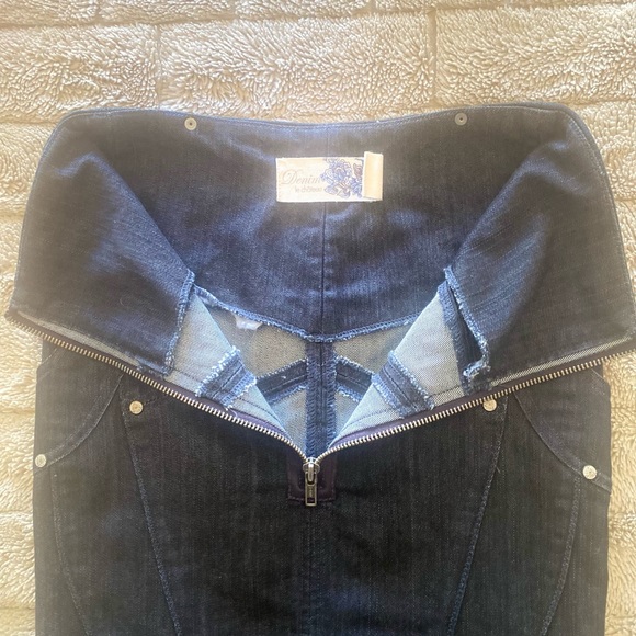 le Chateau Denim Pencil Skirt Size 1/2 - Picture 6 of 12